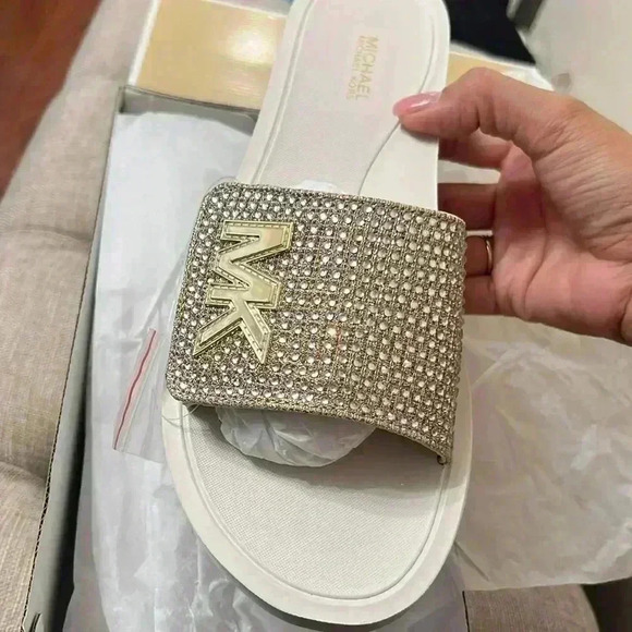 Michael Kors white and gold platform slide - Picture 5 of 6